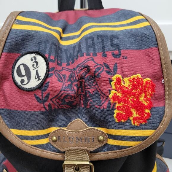 Harry Potter Alumni Backpack Knapsack Snap Close - Picture 7 of 13